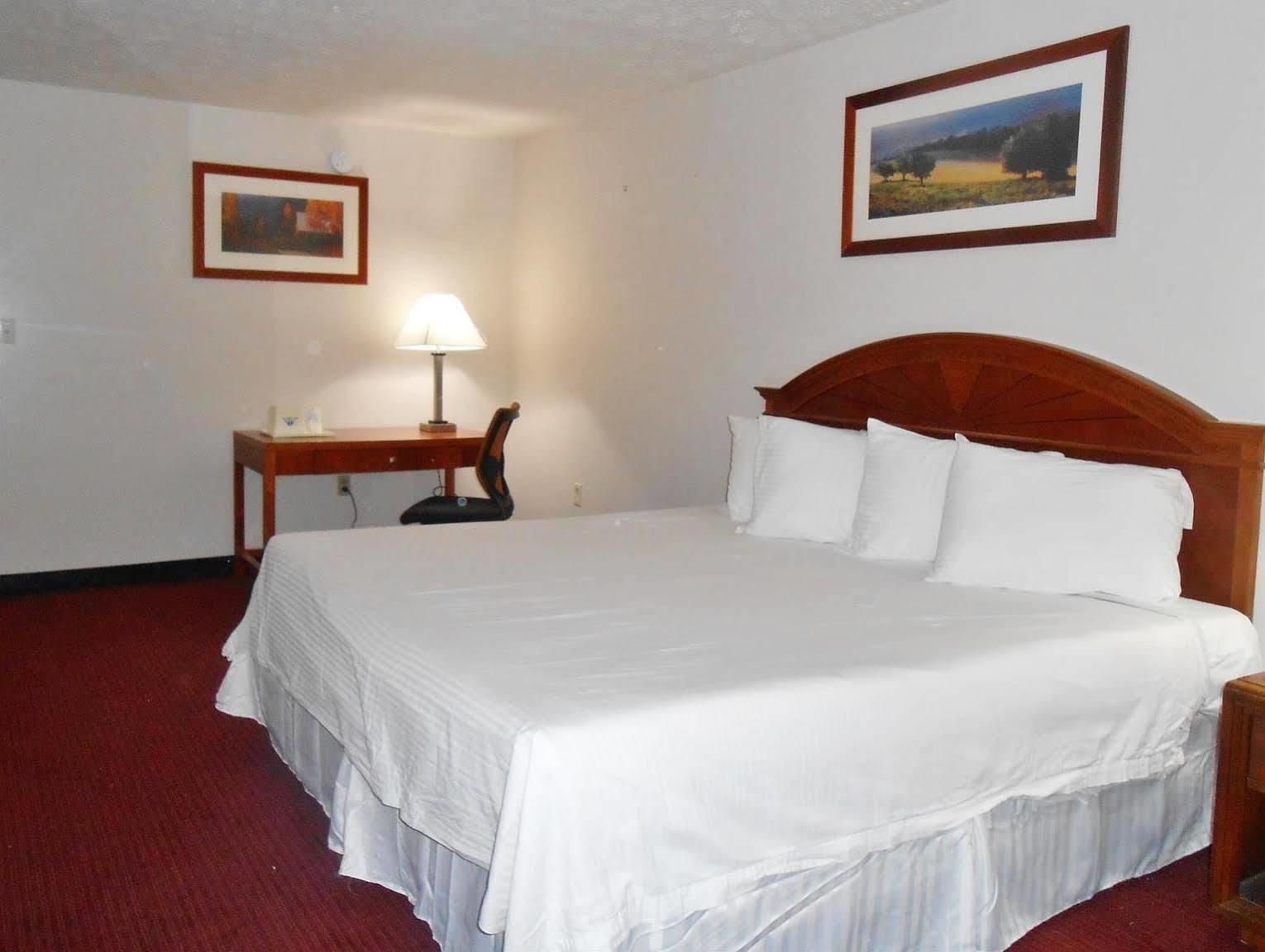 Americas Best Value Inn Norge Exterior photo