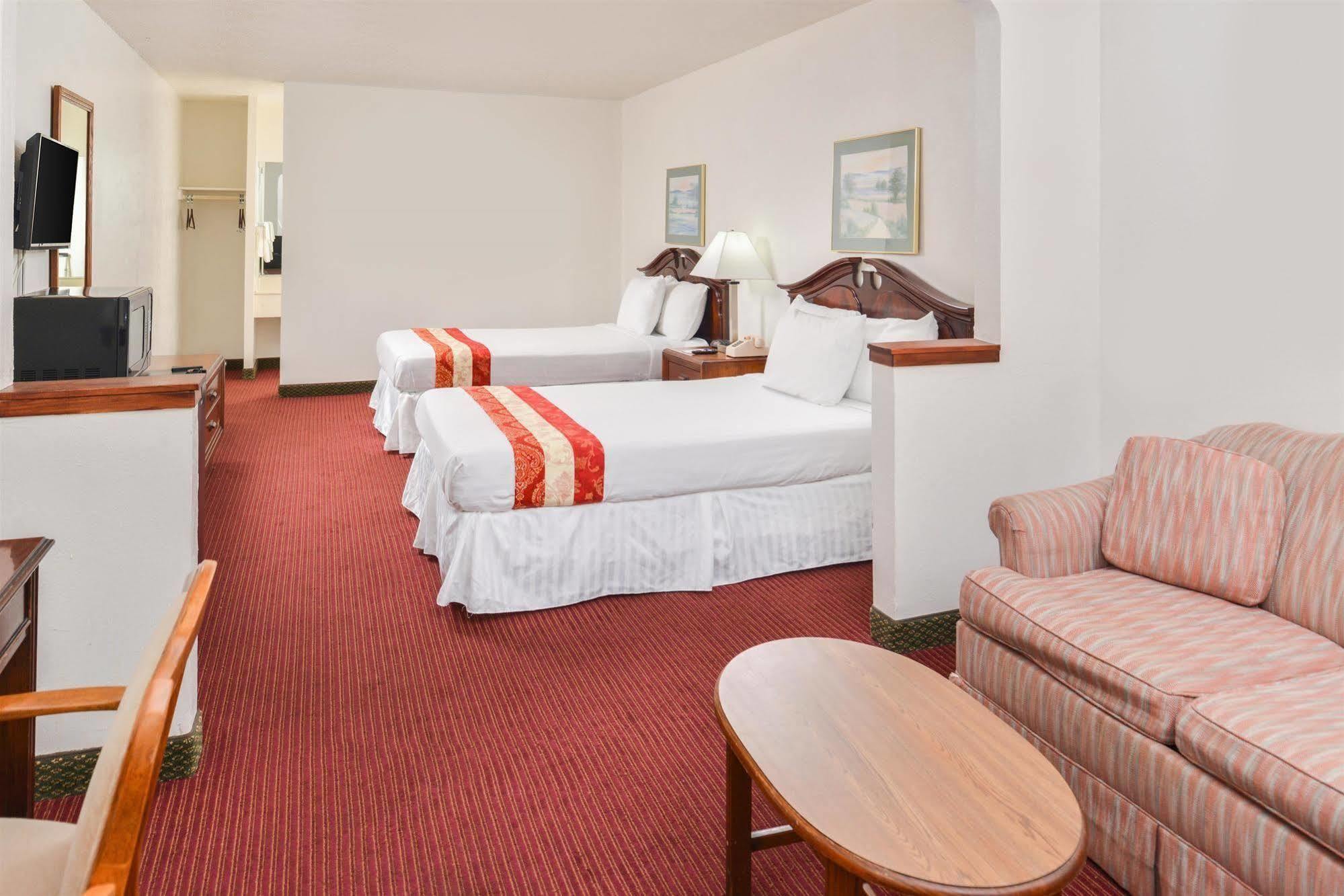 Americas Best Value Inn Norge Exterior photo