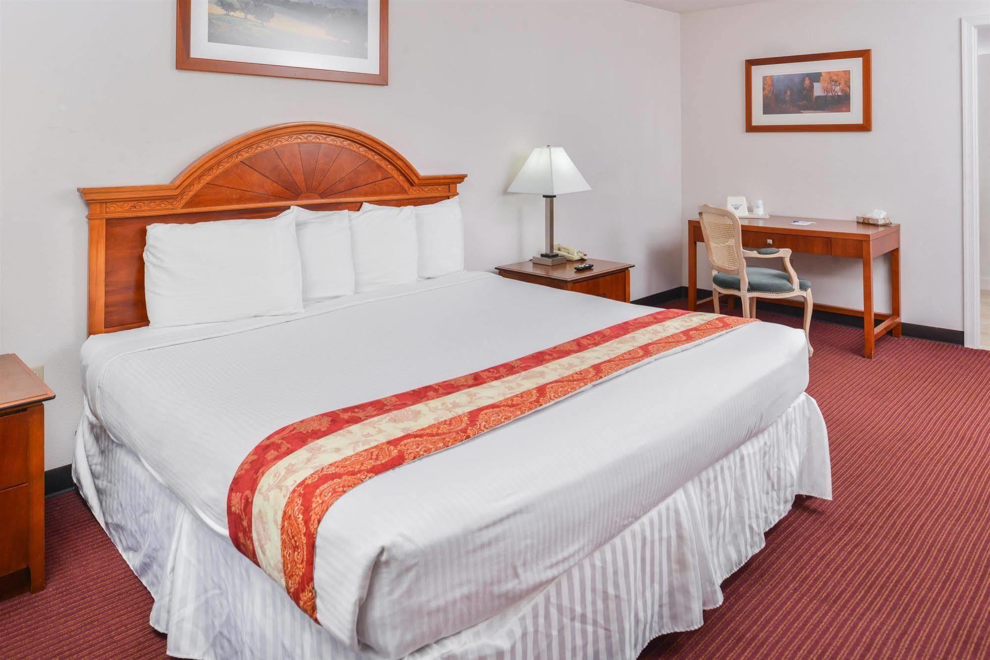 Americas Best Value Inn Norge Exterior photo